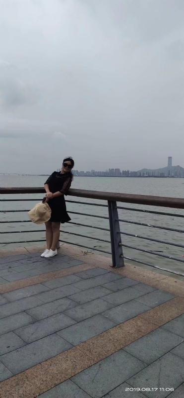 清秋的第一张照片--乌鲁木齐相亲服务中心