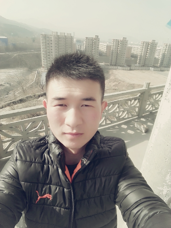 兵心依旧的第一张照片--乌鲁木齐相亲服务中心