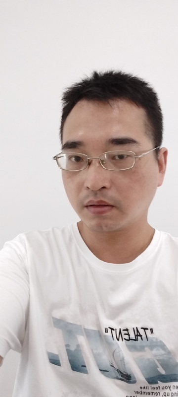 辉哥的第一张照片--乌鲁木齐相亲服务中心