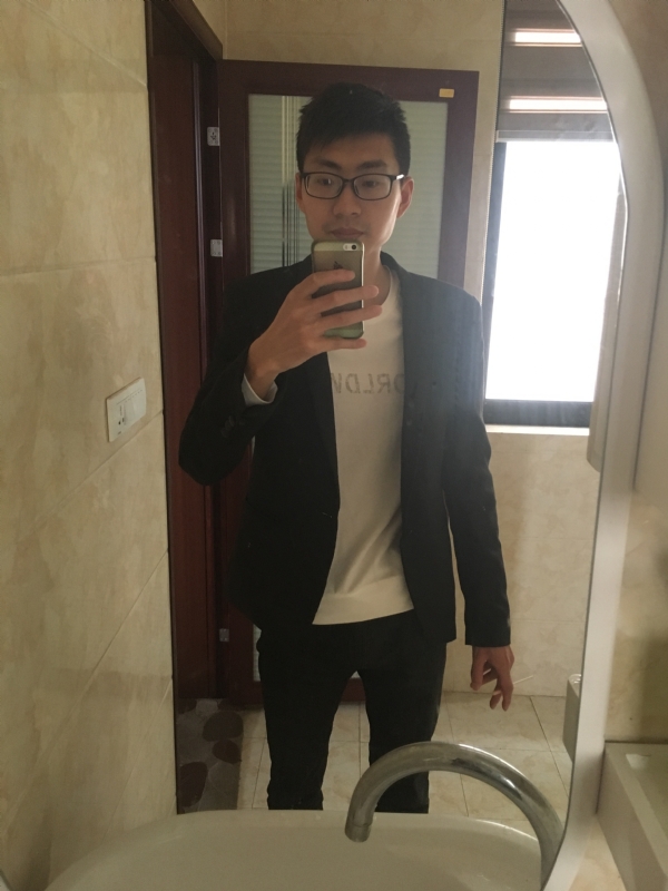 一生何求的第一张照片--乌鲁木齐相亲服务中心