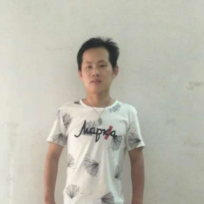 平平的第一张照片--乌鲁木齐相亲服务中心