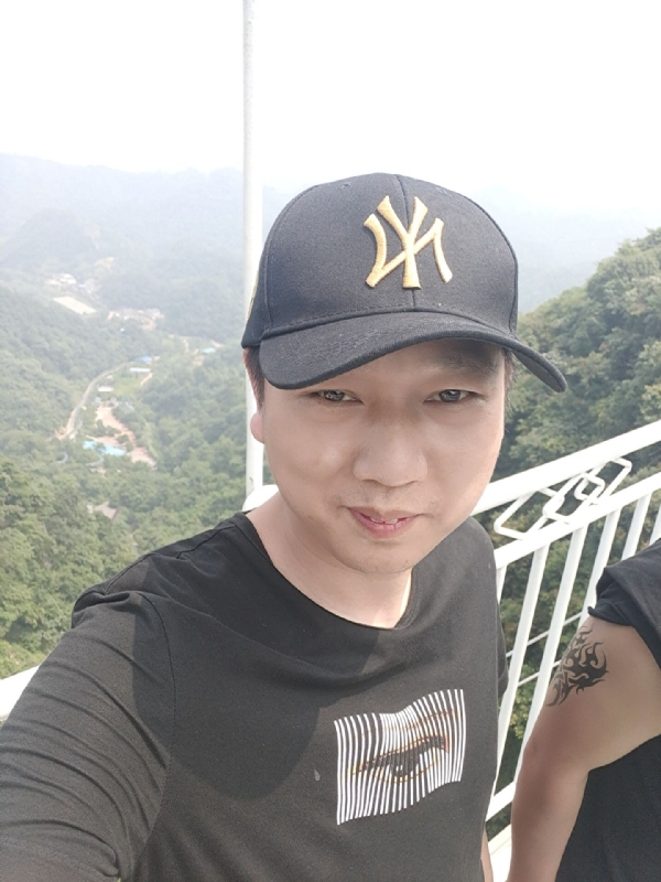 angle。的第一张照片--乌鲁木齐相亲服务中心