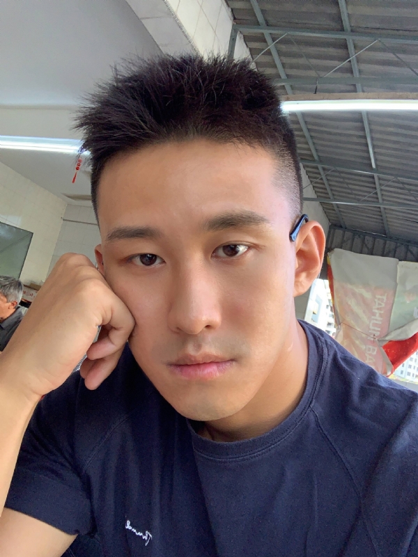 相见恨晚的第二张照片--乌鲁木齐相亲服务中心