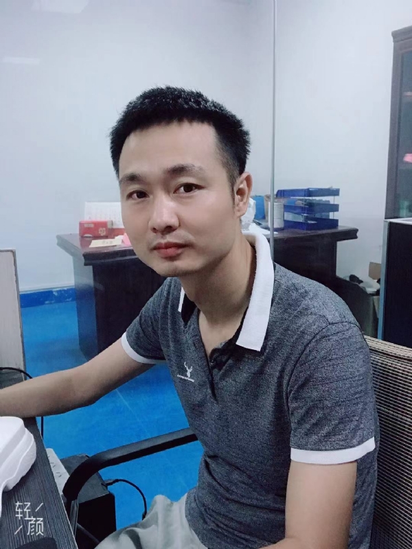 不忘初心的第一张照片--乌鲁木齐相亲服务中心