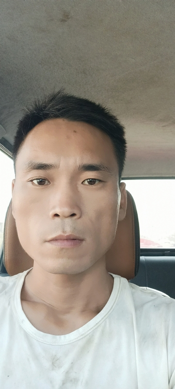 石头的第一张照片--乌鲁木齐相亲服务中心