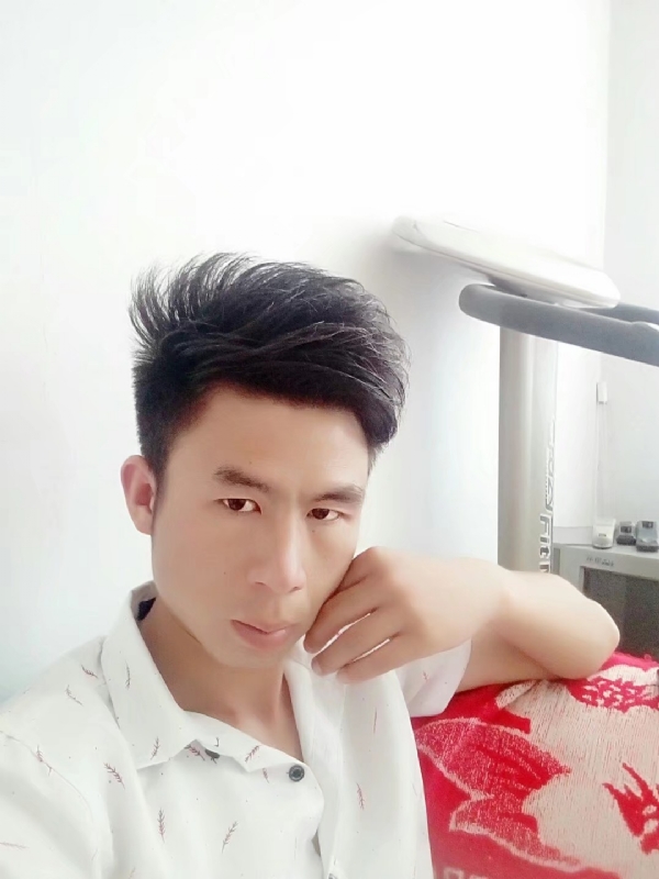 只得一人心的第二张照片--乌鲁木齐相亲服务中心