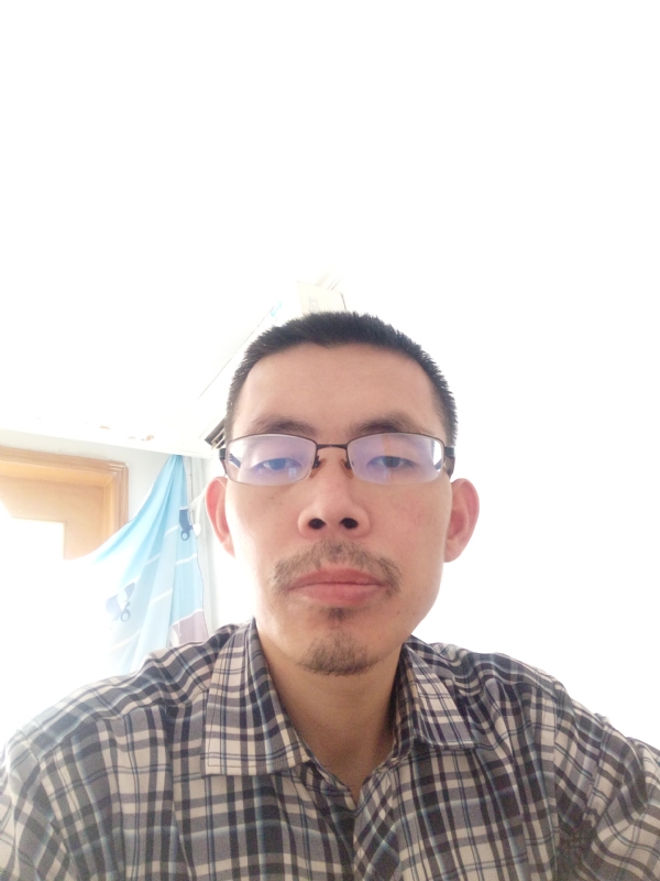 芳华的第一张照片--乌鲁木齐相亲服务中心