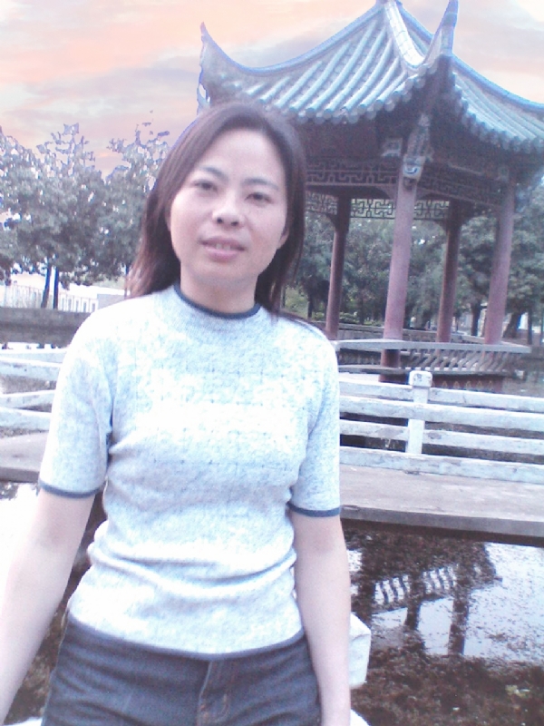 小草的第一张照片--乌鲁木齐相亲服务中心