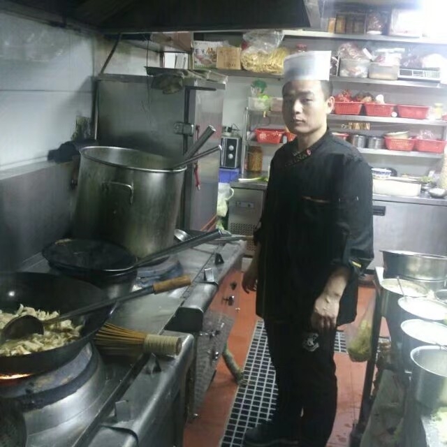 珍惜才配拥有的第一张照片--乌鲁木齐相亲服务中心