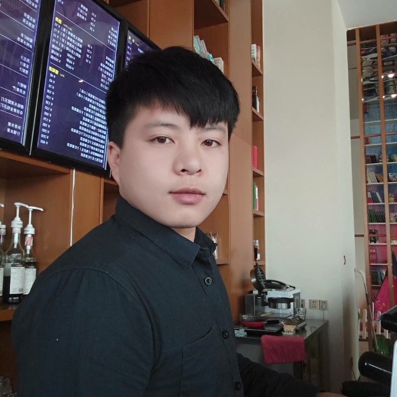 帅被人打的第一张照片--乌鲁木齐相亲服务中心