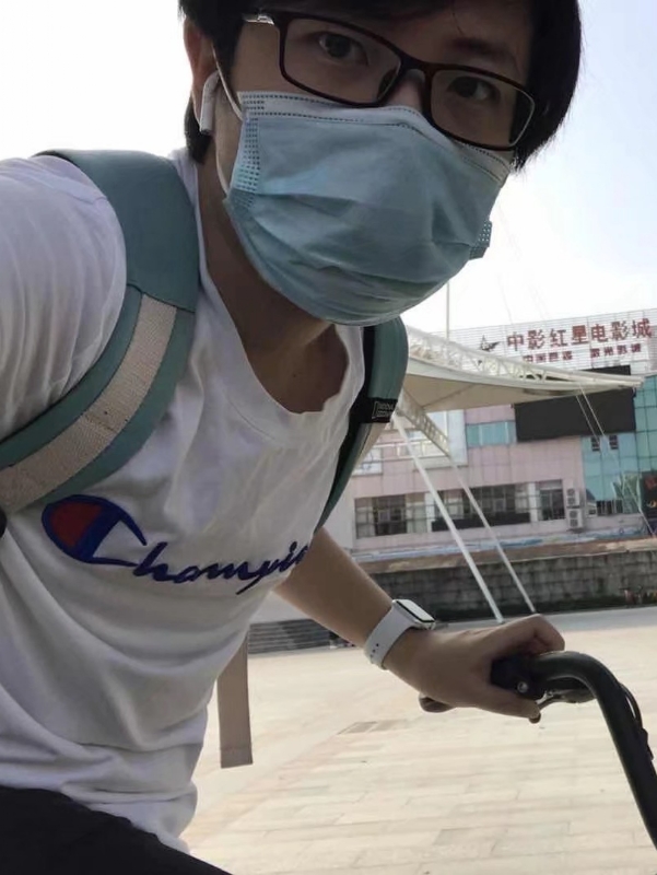 丁先生的第二张照片--乌鲁木齐相亲服务中心