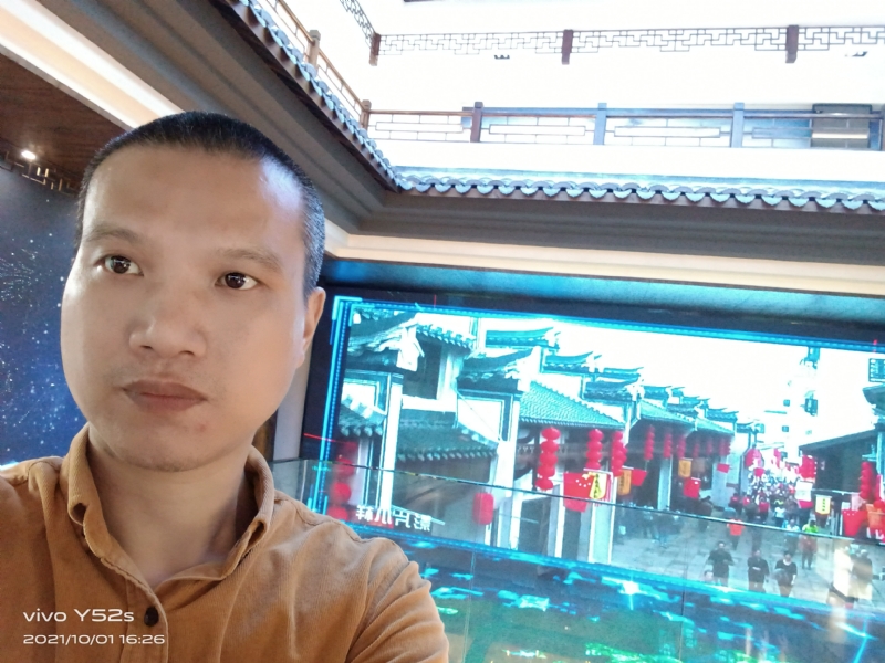 云中漫步的第一张照片--乌鲁木齐相亲服务中心