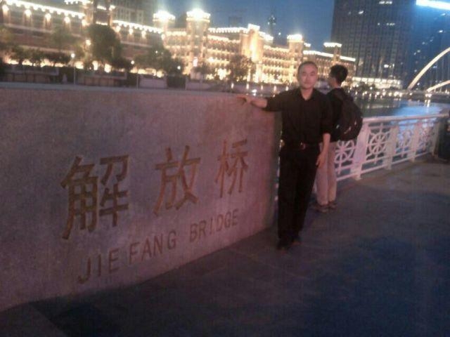 海阔天空的第一张照片--乌鲁木齐相亲服务中心