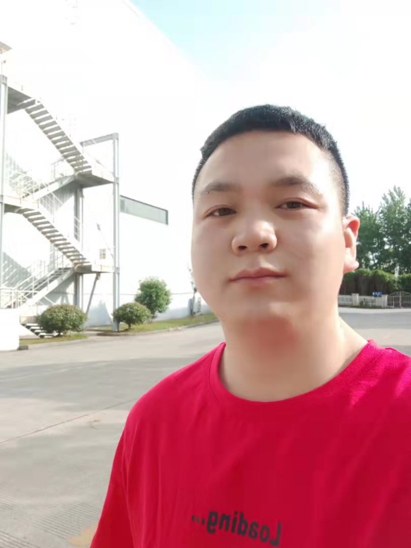 亮的第一张照片--乌鲁木齐相亲服务中心