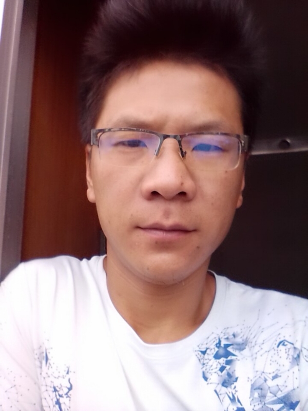 听雨的第一张照片--乌鲁木齐相亲服务中心