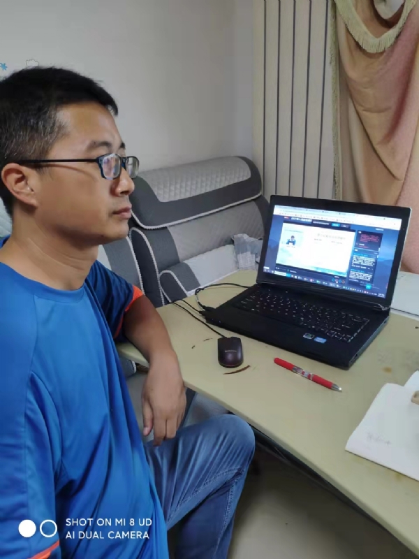 高锰酸钾的紫的第一张照片--乌鲁木齐相亲服务中心