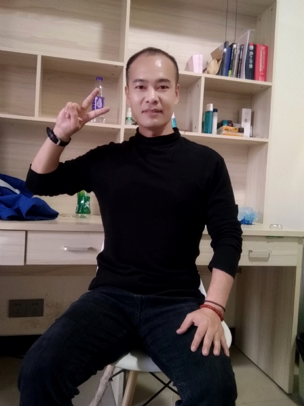 熊大与熊二的第二张照片--乌鲁木齐相亲服务中心