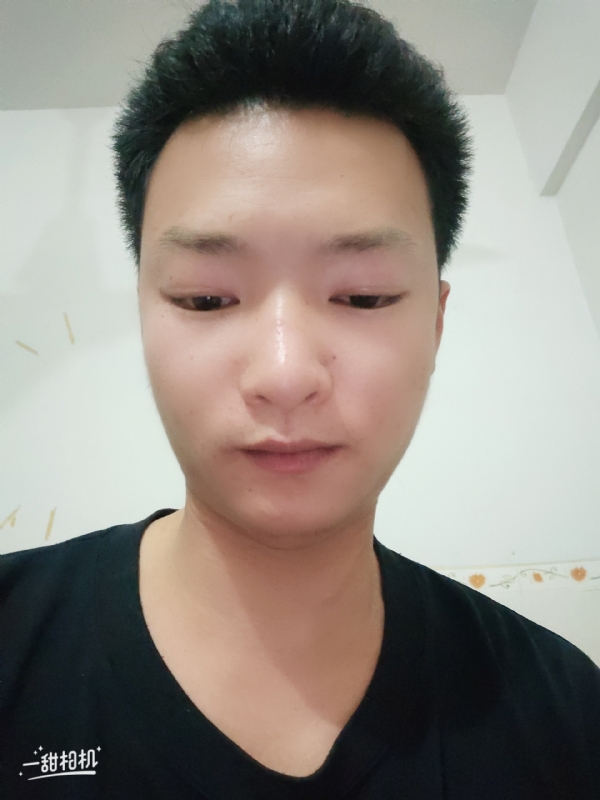 孤狼的第二张照片--乌鲁木齐相亲服务中心