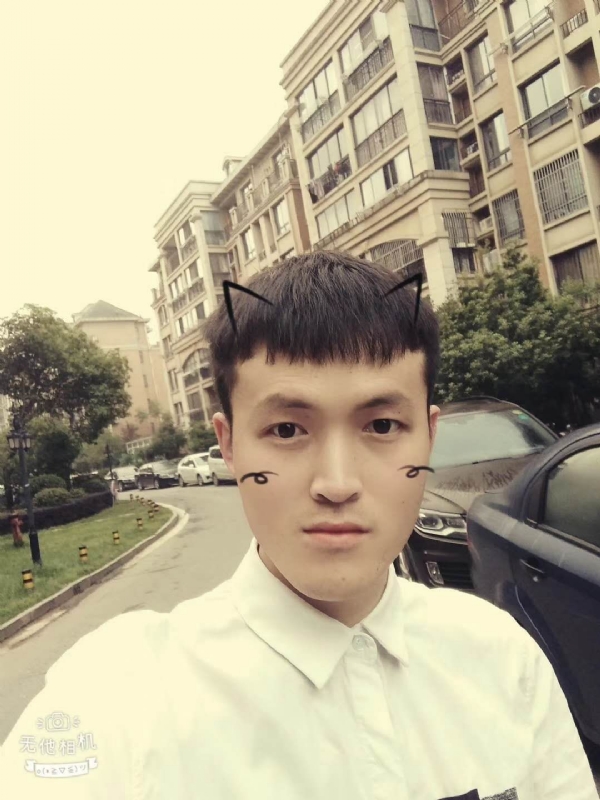 星空之下的第一张照片--乌鲁木齐相亲服务中心