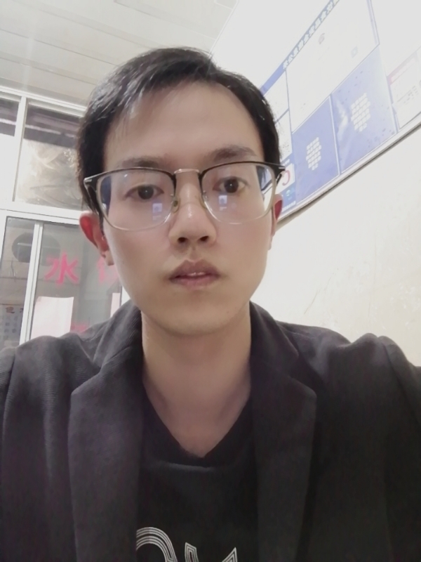 春日暖阳的第一张照片--乌鲁木齐相亲服务中心