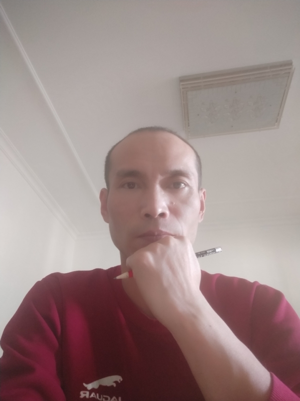 左边的第一张照片--乌鲁木齐相亲服务中心