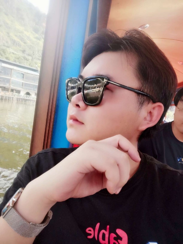 曲生的第三张照片--乌鲁木齐相亲服务中心
