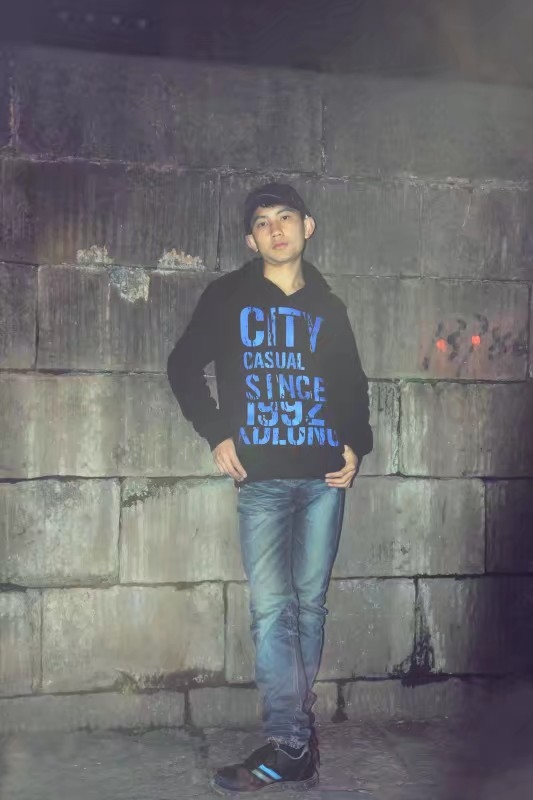 黄渊军的第一张照片--乌鲁木齐相亲服务中心