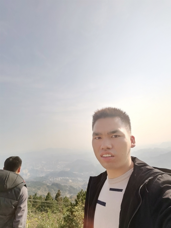 小学生的第二张照片--乌鲁木齐相亲服务中心