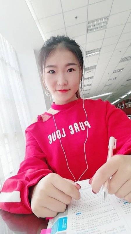 Smile的第二张照片--乌鲁木齐相亲服务中心