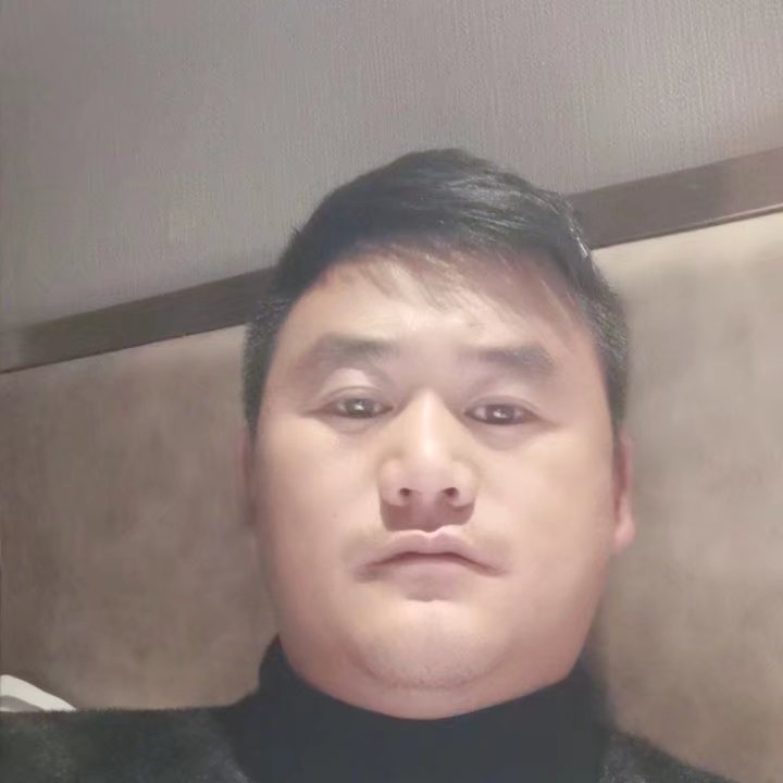 奔跑的第一张照片--乌鲁木齐相亲服务中心