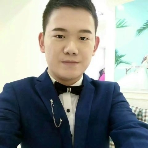 中国梦的第一张照片--乌鲁木齐相亲服务中心