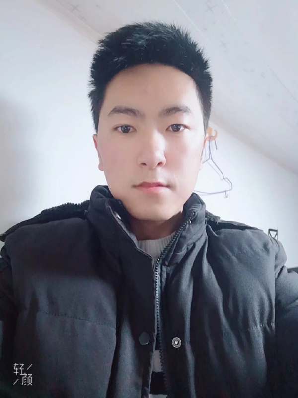 儒雅的玉龙兄的第一张照片--乌鲁木齐相亲服务中心