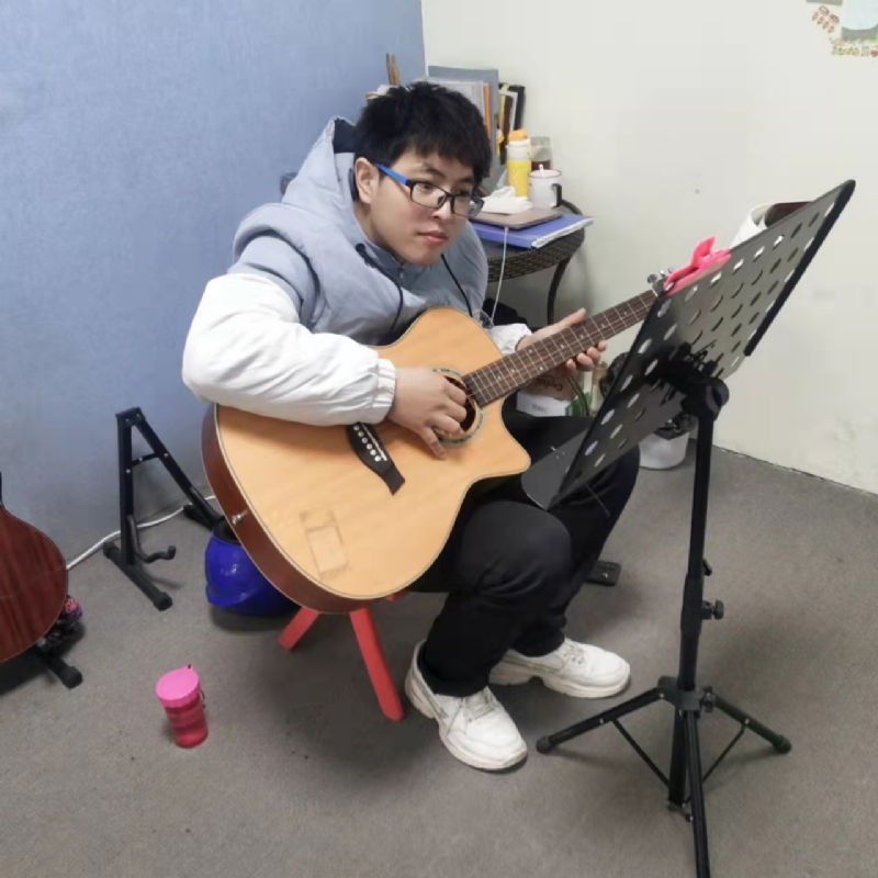 连城诀的第一张照片--乌鲁木齐相亲服务中心