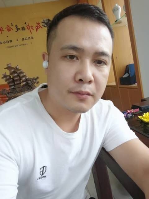 礼哥的第二张照片--乌鲁木齐相亲服务中心