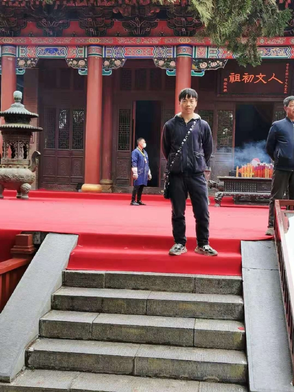 单身的小草的第三张照片--乌鲁木齐相亲服务中心