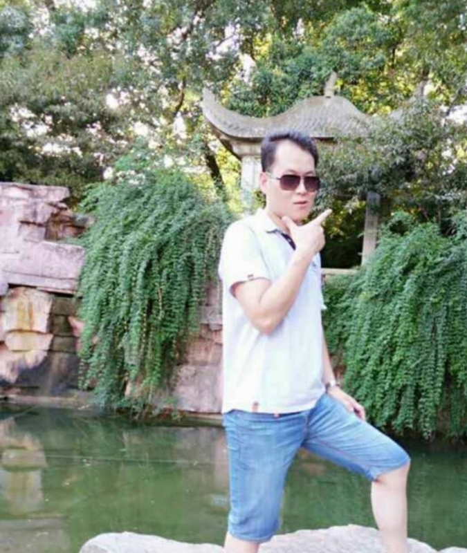 随缘的第一张照片--乌鲁木齐相亲服务中心