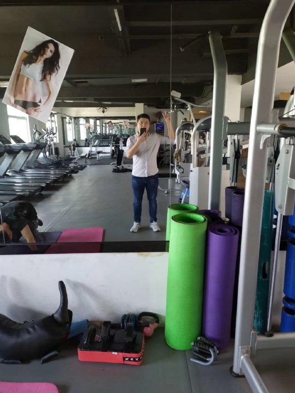 年轻有为健哥的第一张照片--乌鲁木齐相亲服务中心