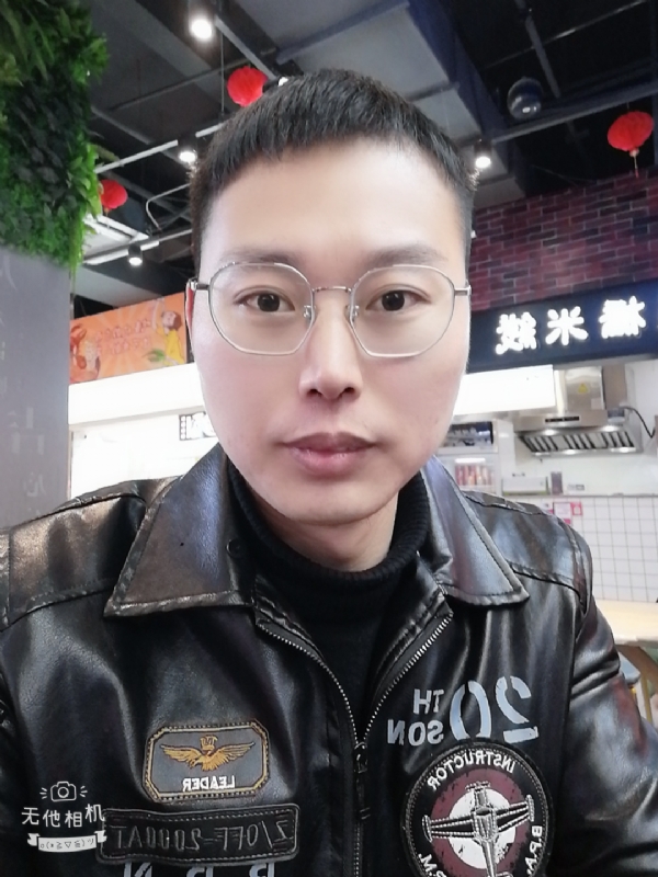 liuxiaocong的第一张照片--乌鲁木齐相亲服务中心