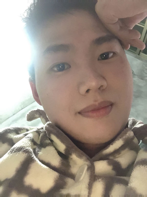 她的第四张照片--乌鲁木齐相亲服务中心