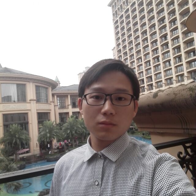 人在天涯的第一张照片--乌鲁木齐相亲服务中心