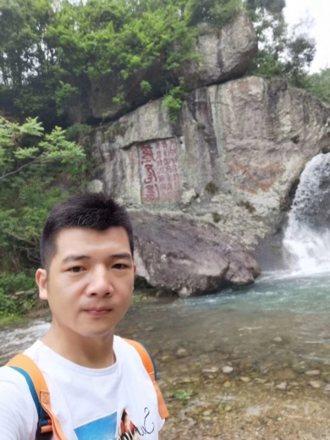 愿得一人心的第一张照片--乌鲁木齐相亲服务中心