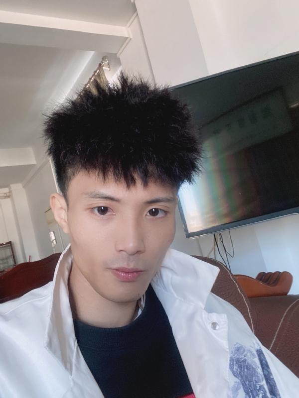 李邓平的第一张照片--乌鲁木齐相亲服务中心