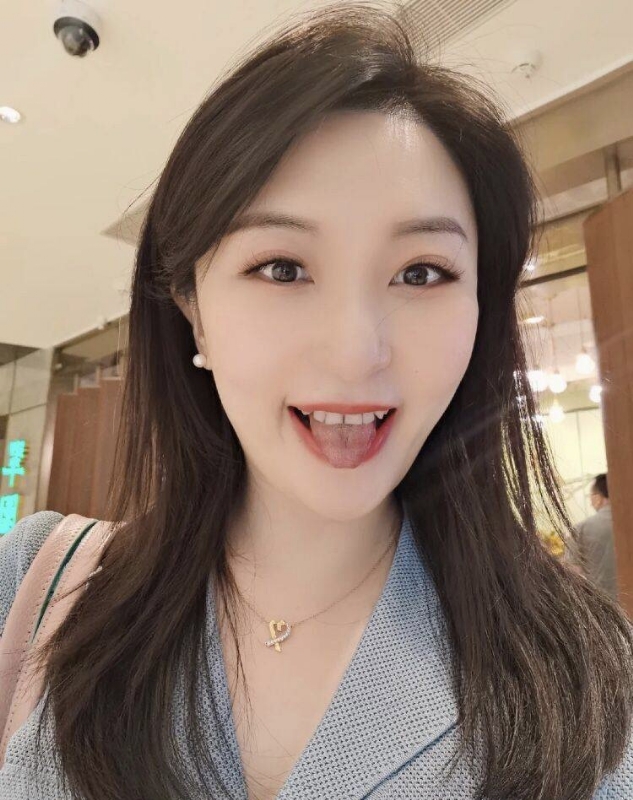 Judy的第三张照片--乌鲁木齐相亲服务中心