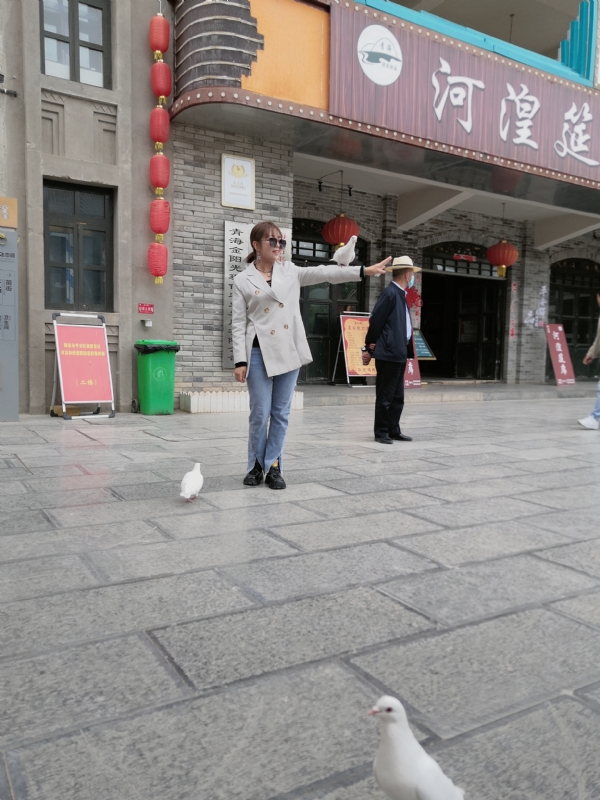 艳艳的第一张照片--乌鲁木齐相亲服务中心