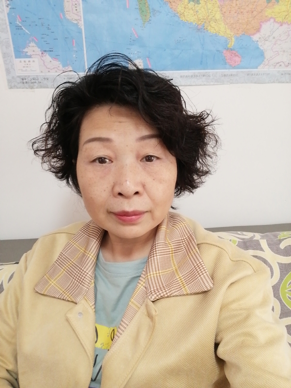 香水百合的第一张照片--乌鲁木齐相亲服务中心