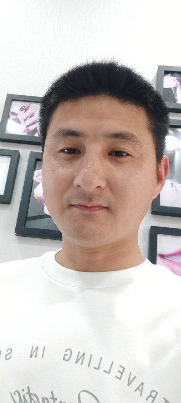 后来的第一张照片--乌鲁木齐相亲服务中心
