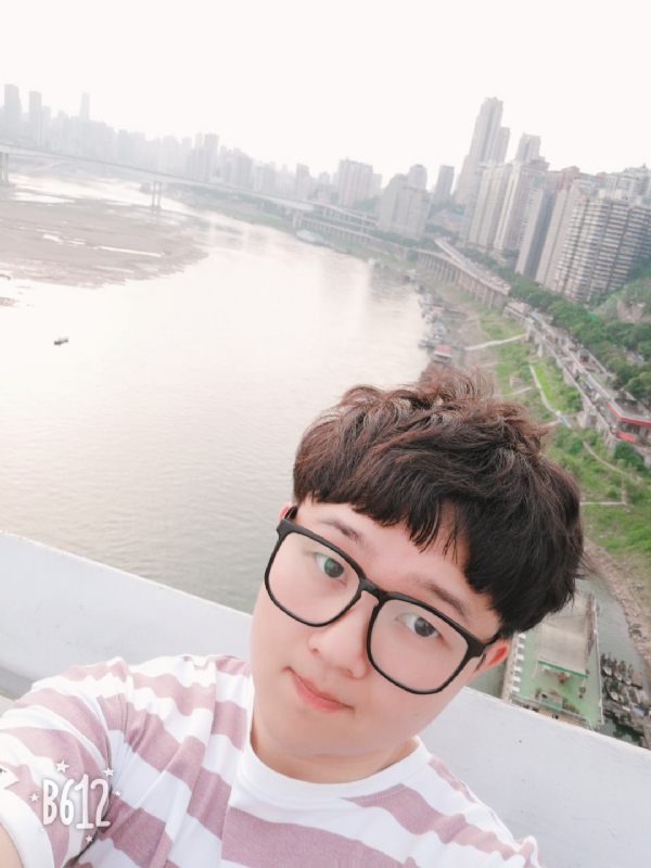 白夜行中人的第一张照片--乌鲁木齐相亲服务中心