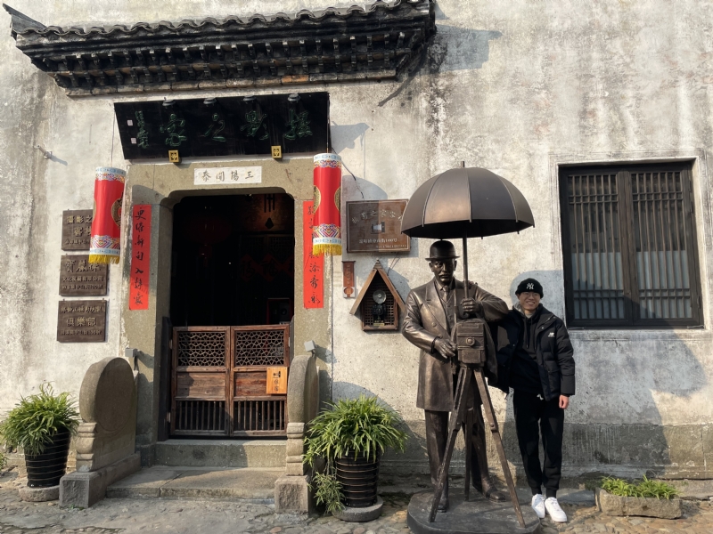 喝可乐的猫的第一张照片--乌鲁木齐相亲服务中心