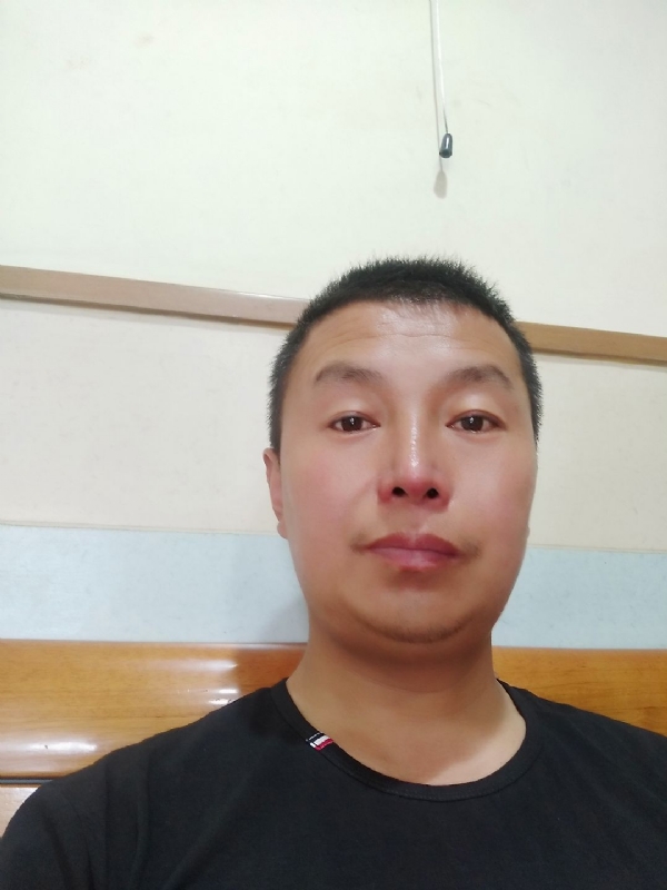 快乐的小鱼儿的第一张照片--乌鲁木齐相亲服务中心