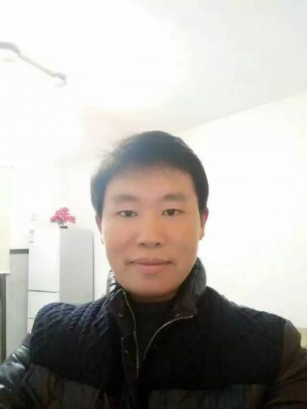 擎天柱的第一张照片--乌鲁木齐相亲服务中心
